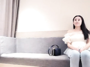 约甜美妹子舔弄骑坐抽插呻吟娇喘诱人01