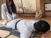 [OFKU-208] 後妻の誘惑 母さんは家族旅行で息子を狙い撃ち…汐河佳奈 - 2of5