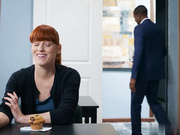 『中文字幕』大鸡巴主动后入摸逼上位暴插